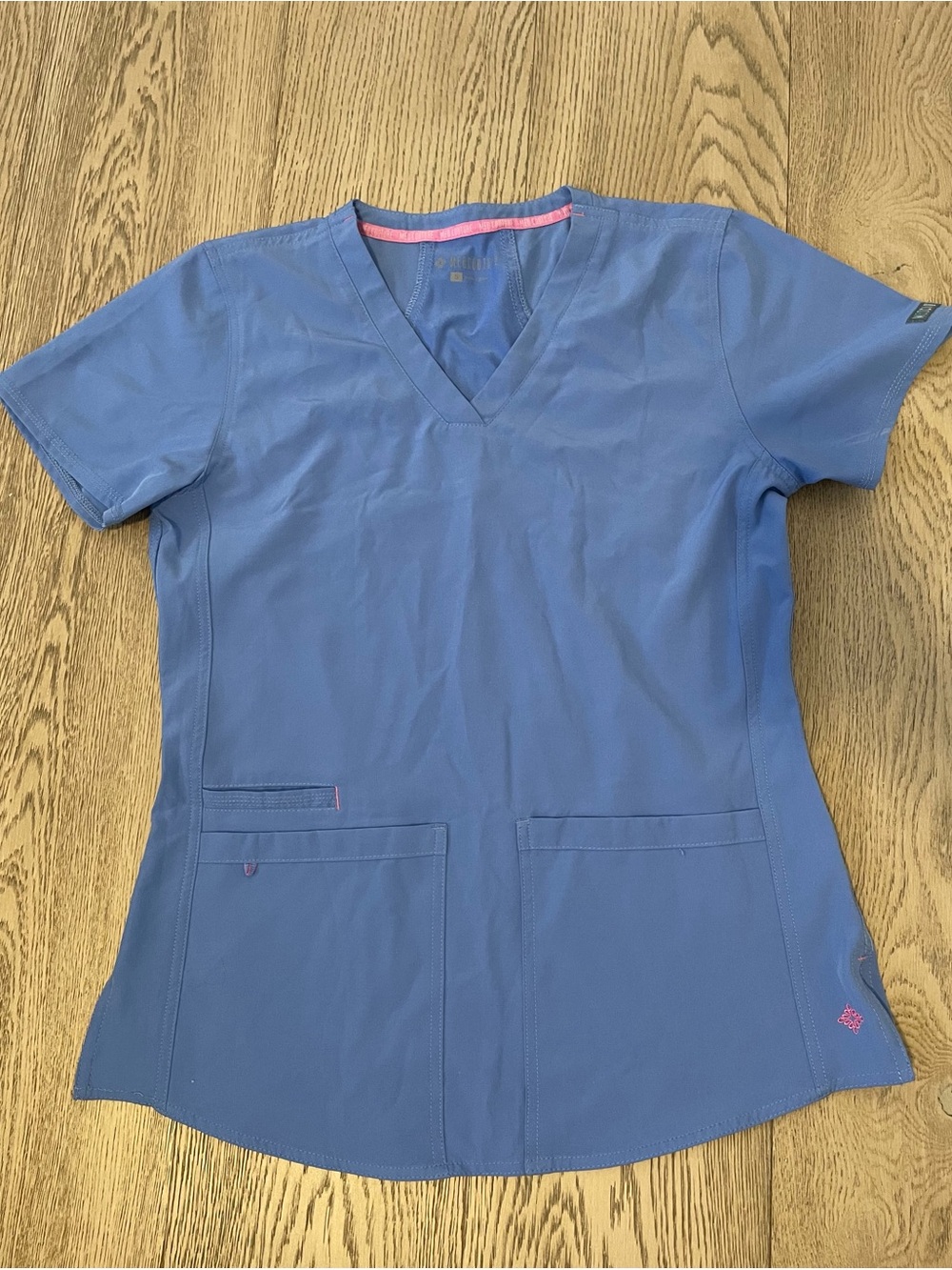 Med Couture Women’s Scrubs Set